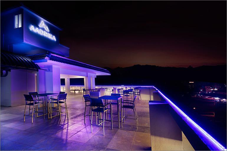 Chikmagalūr Hotel Aadrika מראה חיצוני תמונה