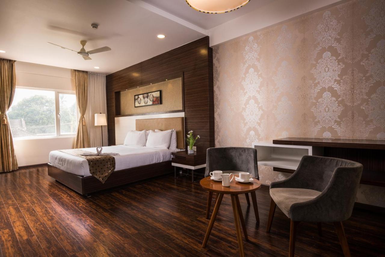 Chikmagalūr Hotel Aadrika מראה חיצוני תמונה